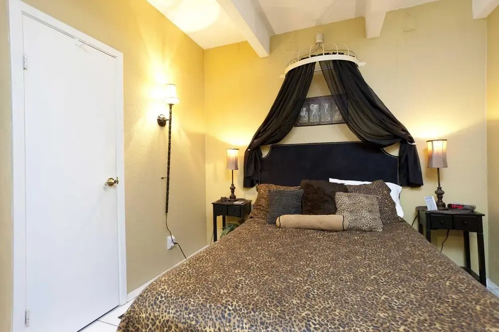Aquarius Condominium 303