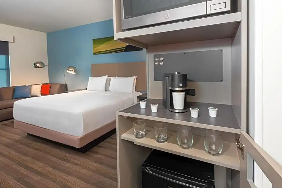 Hyatt House Tampa Airport/Westshore