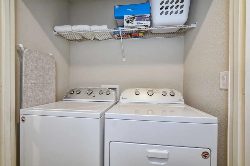 Compass Bay- 4 Bedroom Townhome- 1960CY