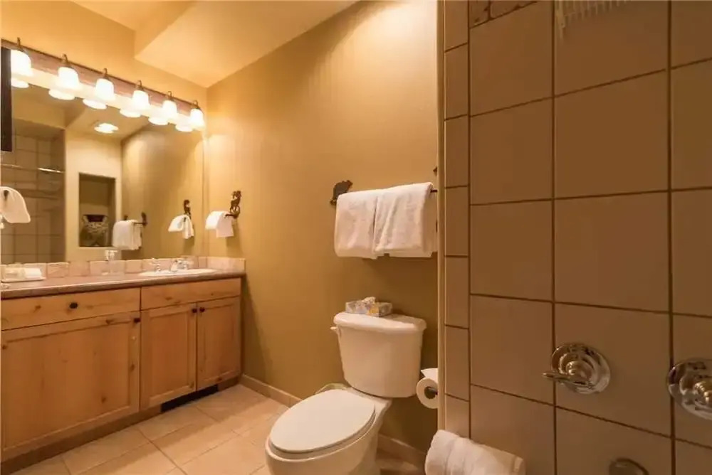 2309 Timberline Lodge, Trappeur's Crossing Apartment 1