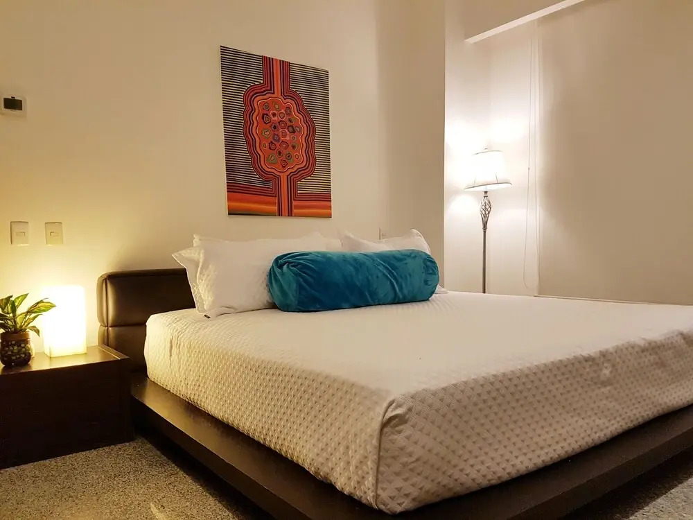 Comfortable 2 BR condo steps away from 5th Av and Mamitas Beach by Happy Address
