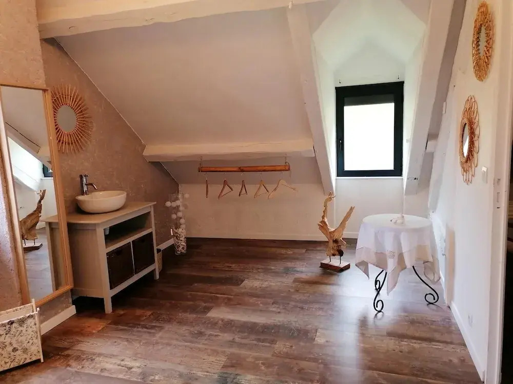 House With 2 Bedrooms in Sainte-geneviève-lès-gasny, With Enclosed Garden and Wifi