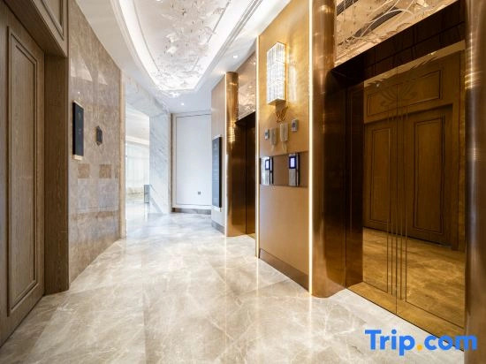 Vienna International Hotel (Version 5.0 Shantou University Wanda Plaza Branch)