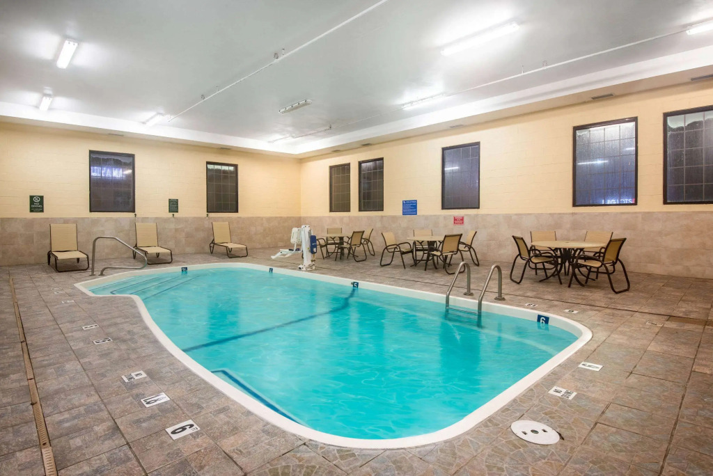 La Quinta Inn & Suites - New River Gorge National Park