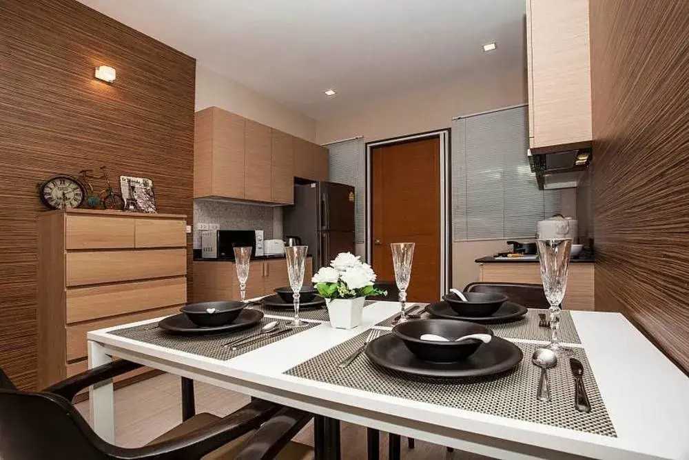 Jomtien Lamore Villa 2 Bedroom with Jacuzzi Pool