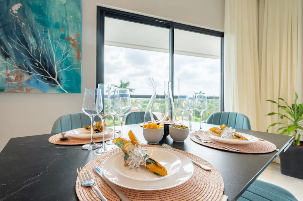 Kippal T Pacio Where Luxury Sea