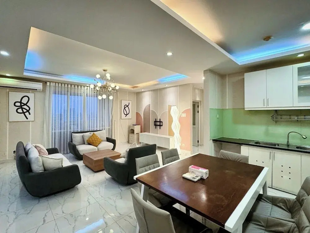9Trip Stay in Central Garden - District 1