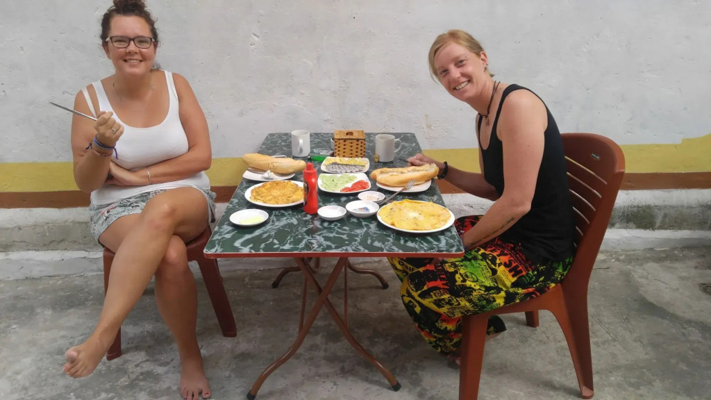 Friendly Home Hotel