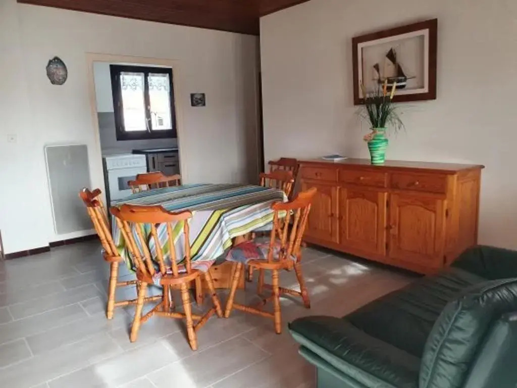 Maison Individuelle Confortable 4 Pers à LAiguillon-sur-Mer - FR-1-476-24