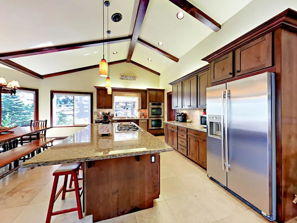 1857 High Meadow Trl Home 4 Bedrooms 2.5 Bathrooms Home