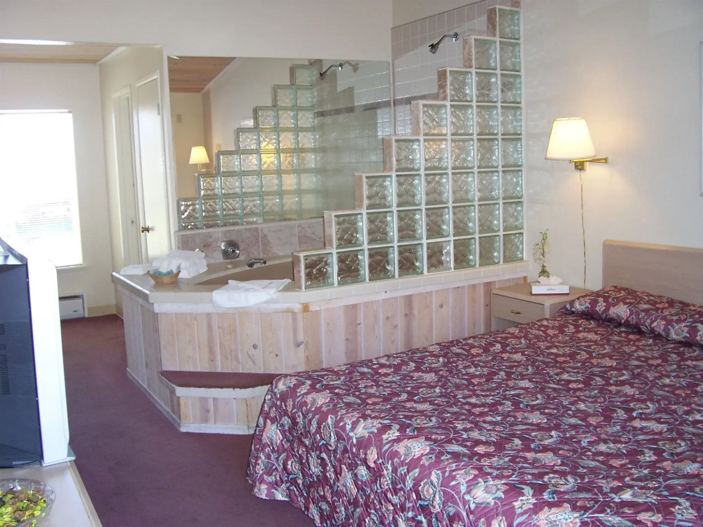 The Inn at Boatworks, Lake Tahoe
