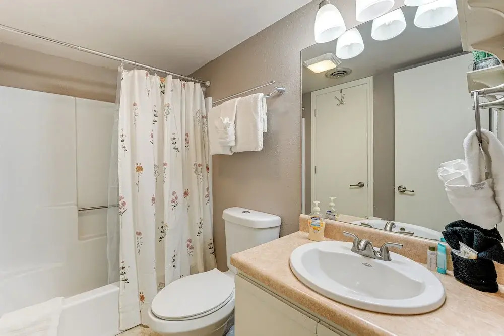 2 Mi to Silver Dollar City: Condo in Branson West