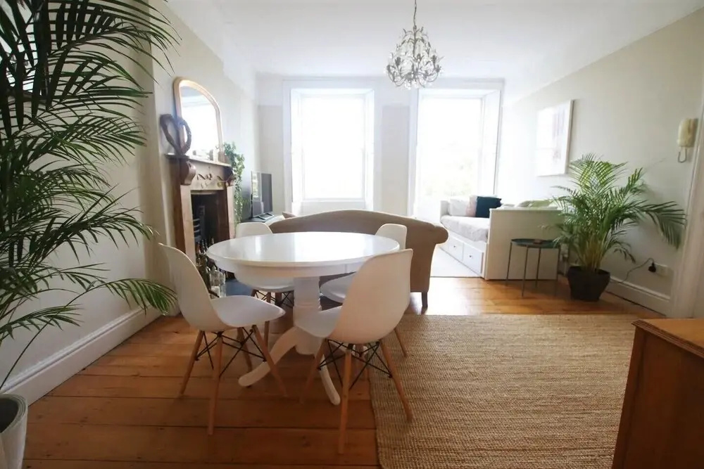 Elegant One Bedroom Home in the Heart of Clifton