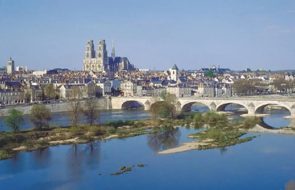 Apartment With one Bedroom in Orléans, With Wifi