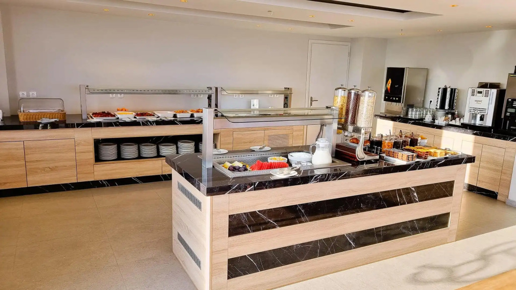 Sunny Bay Hotel
