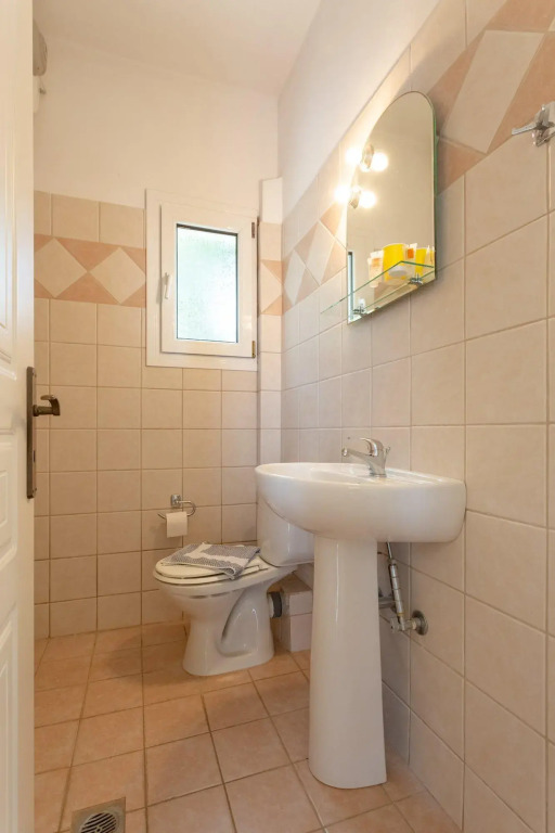 Skala Villa Yellow