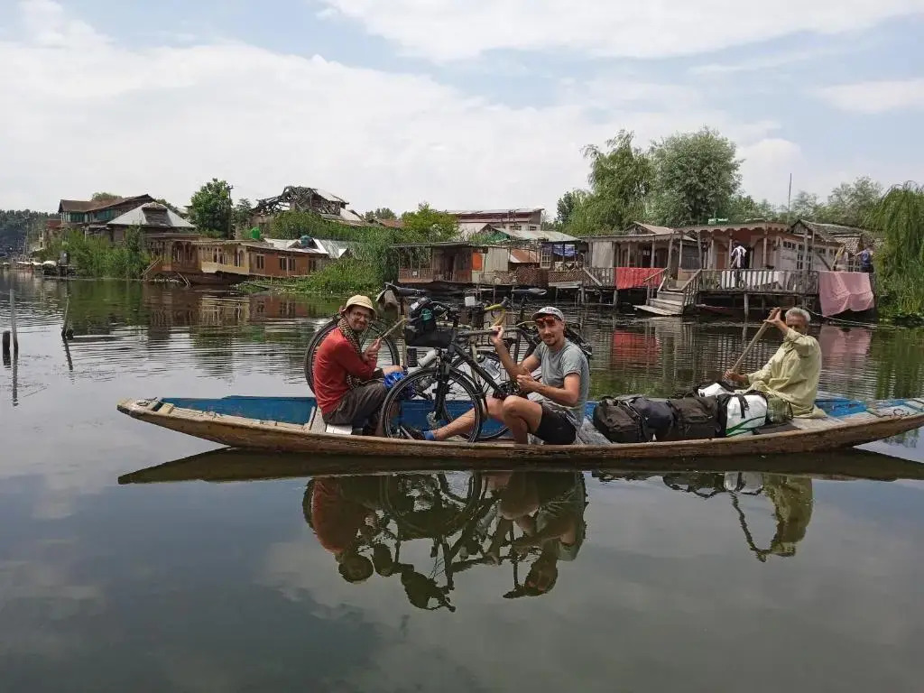 Houseboat Pride of India