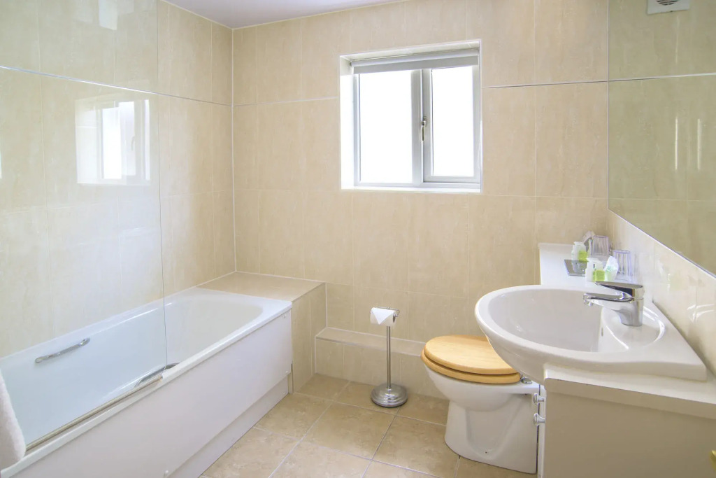 Newby Bridge Hotel