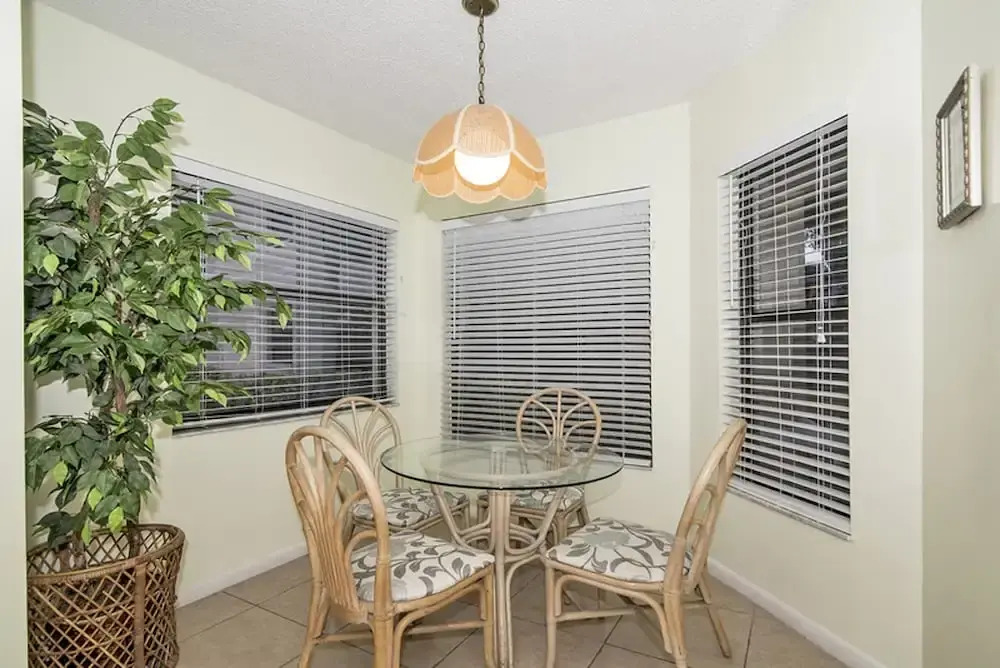 Shorewalk Condo 104 15min to Beach