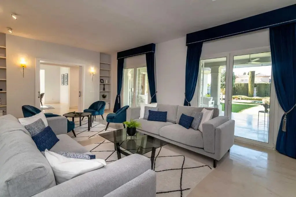 VACATION MARBELLA I Guadalmina Golf Front Villa, Private Pool, Cinema Room, TOP location, Close to the Beach and Puerto Banus