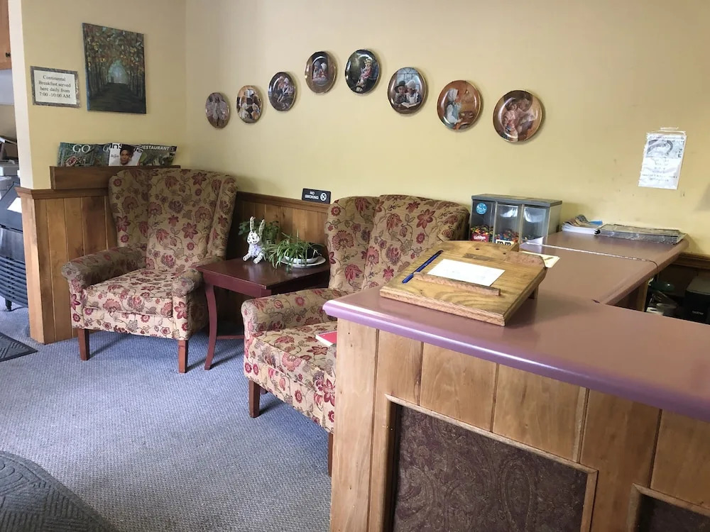 Gold Eagle Inn