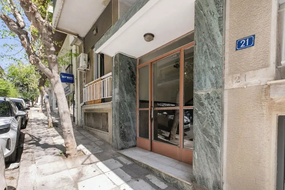 Viora Stunning Deluxe Studio in Athens
