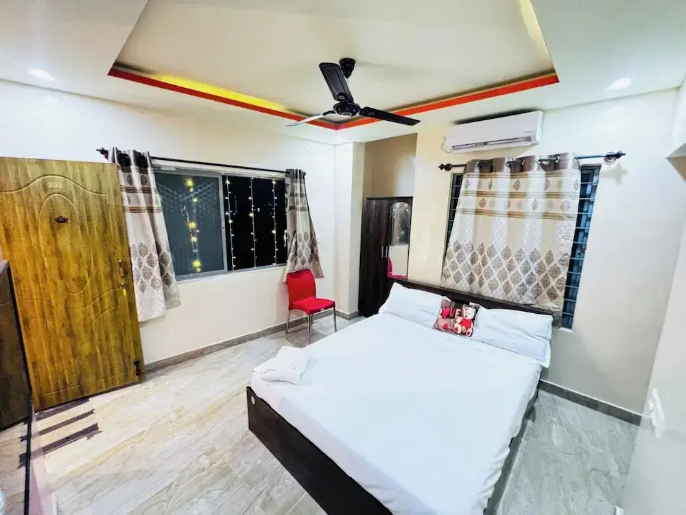 New Royal Ruby Hotel Ecity Phase 1