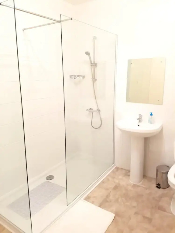 Apartment With 2 Bedrooms in Bangor, With Furnished Garden