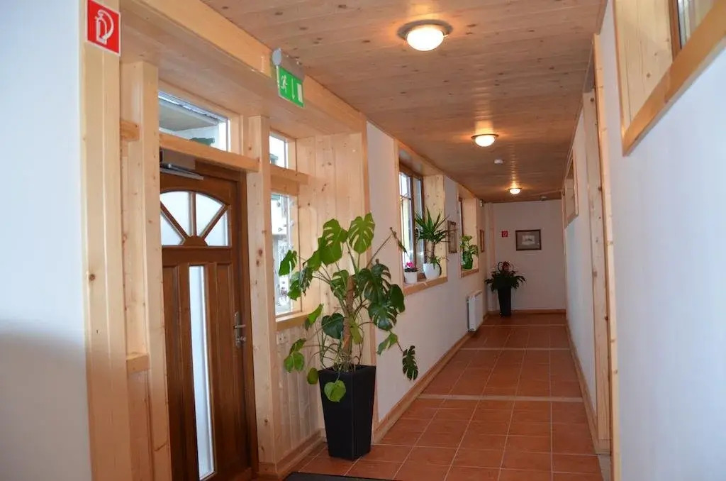 Pension zum Schreiner -Valora