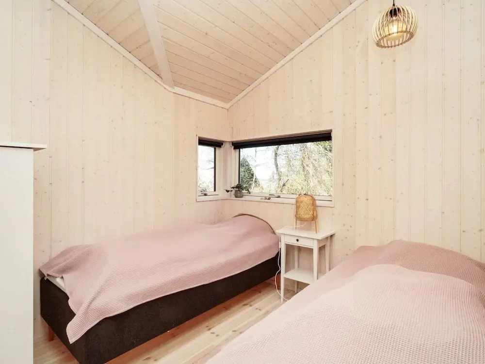 8 person holiday home in Hundested