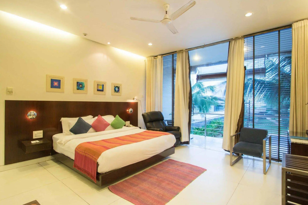 360° Beach Retreat