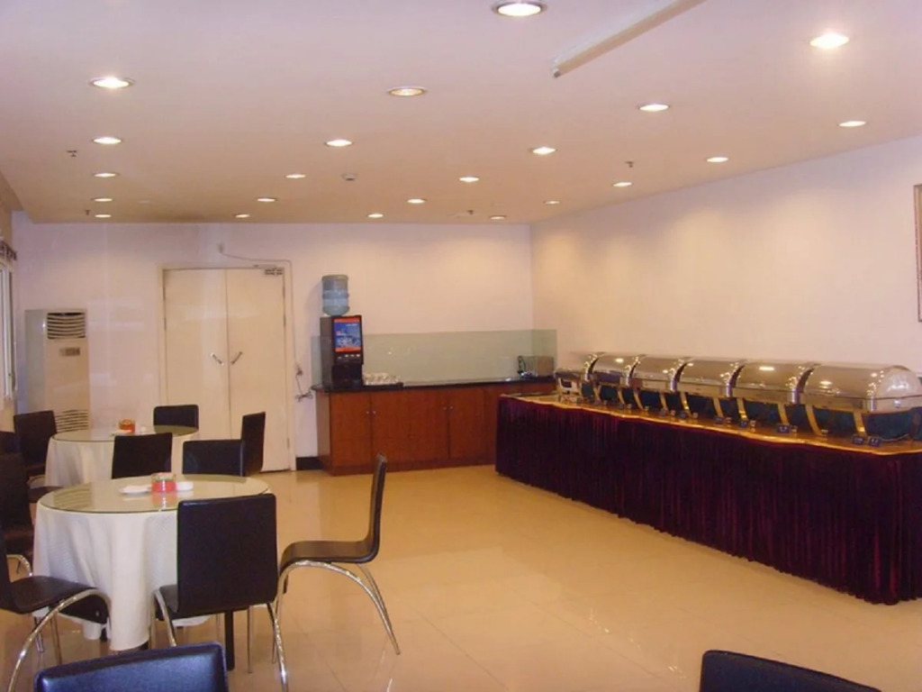 Hanting Hotel Shanghai Shangnan Metro Station
