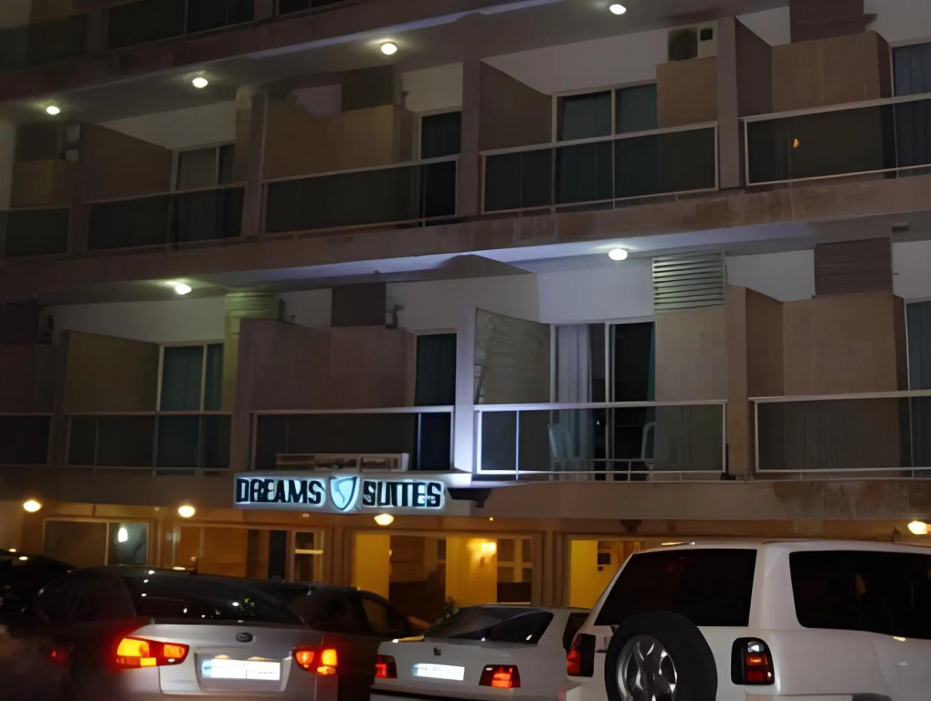 Dreams Suites