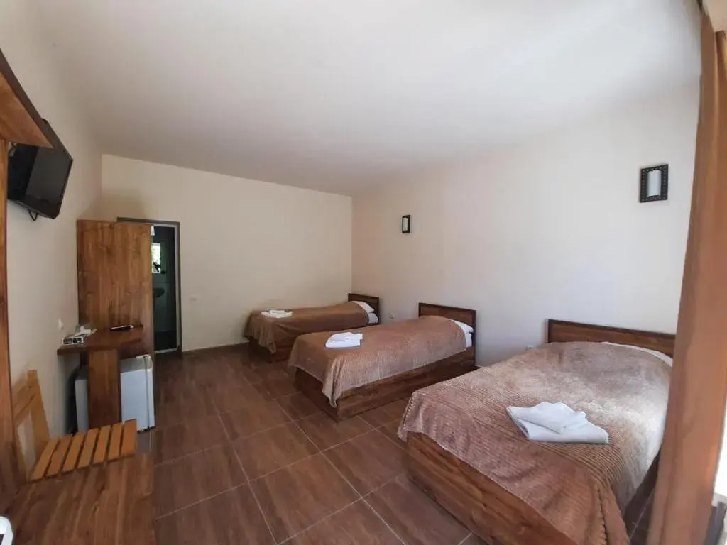 Lucytour Hotel