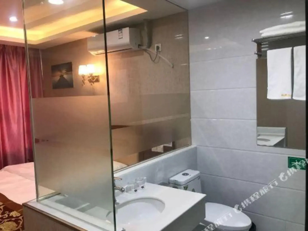 Shanghai Lin Feng Hotel