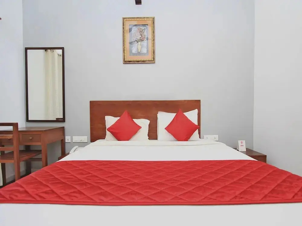 Marine Drive By OYO Rooms