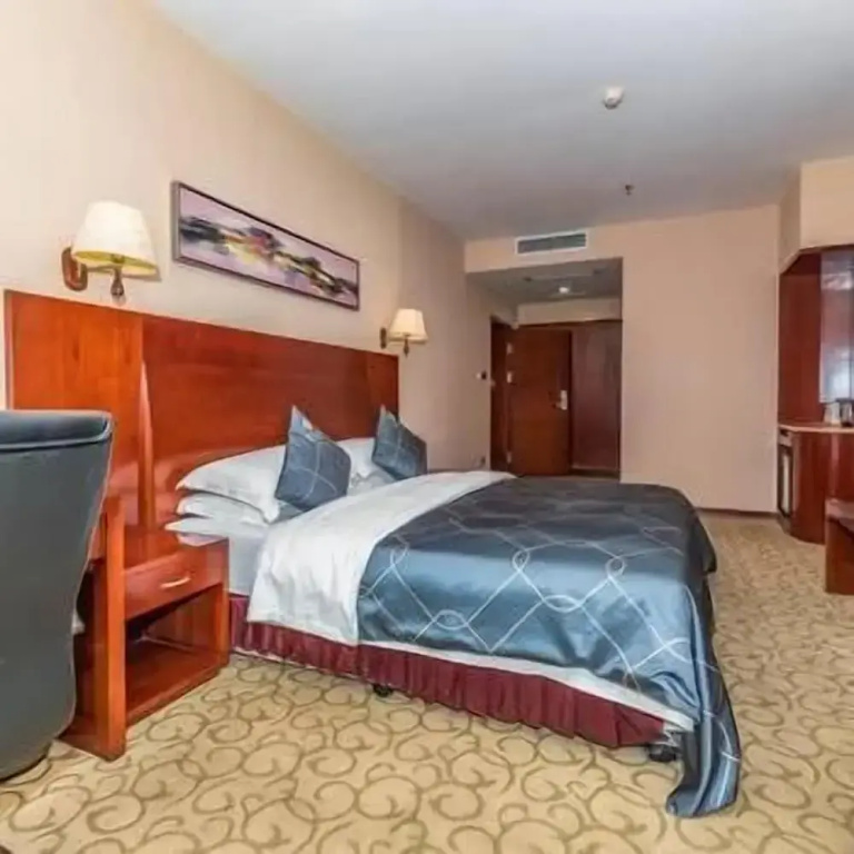 Chonpines Hotels·Anshun Taixiang Baili