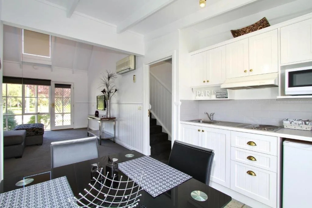 Creek Cottage Bed and Breakfast Traralgon