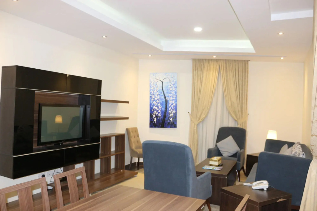 High End Gardens Hotel Apartments