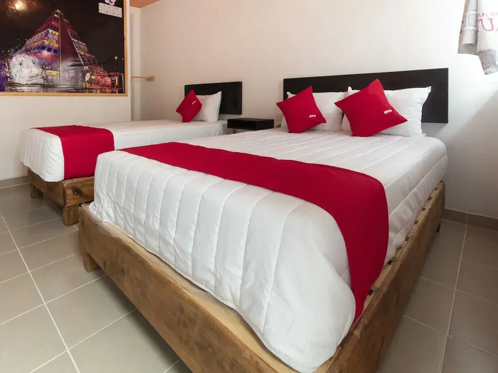 Hotel Poy Poy