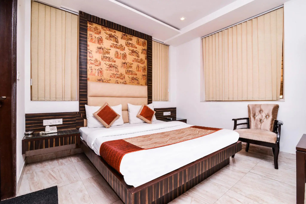 OYO 6207 Hotel Baba Residency