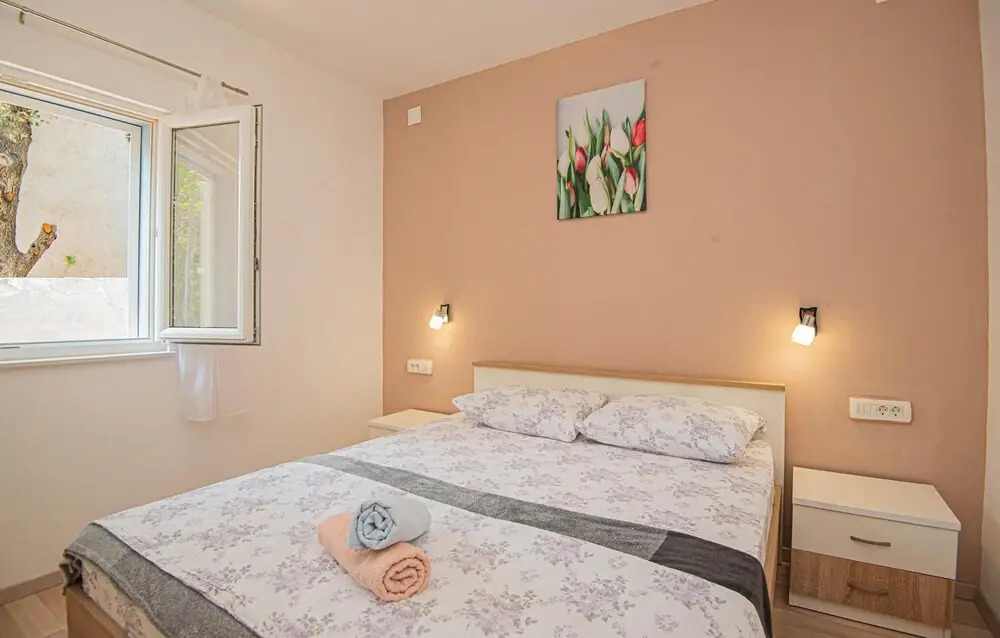 Lovely Home In Grebastica With House Sea View