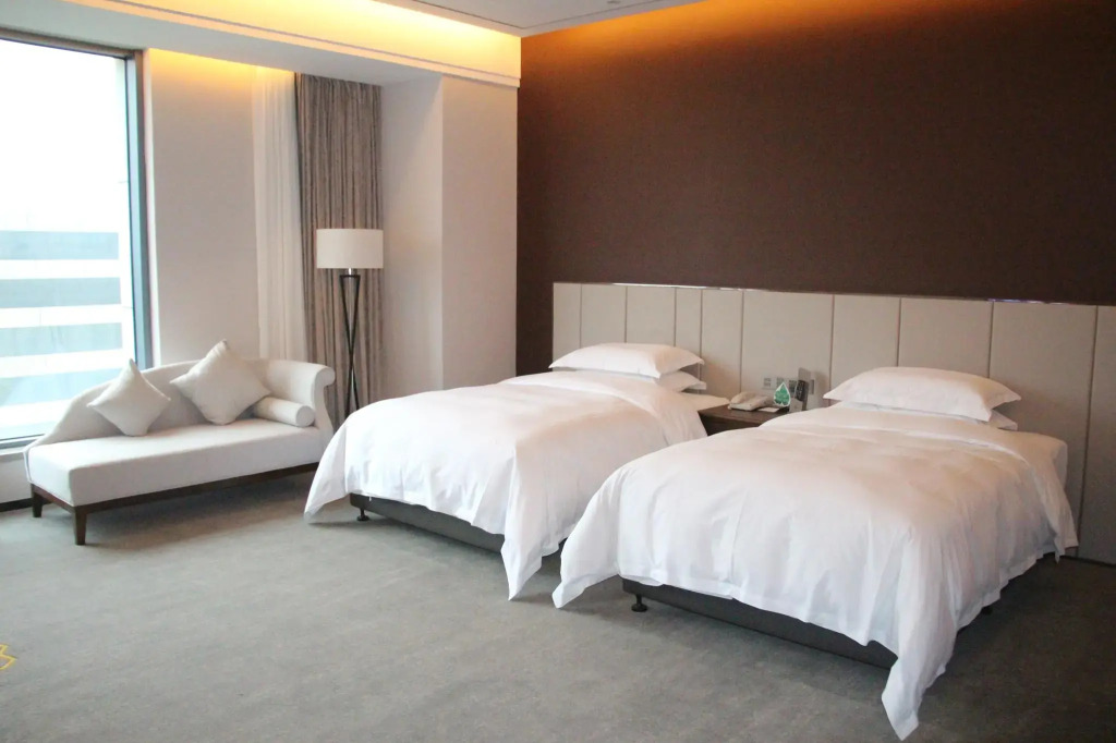 Shaanxi Hancheng Qiangda Grand Skylight Hotel