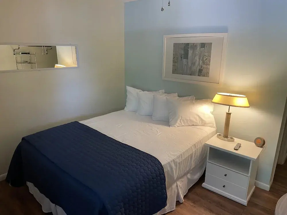 Lake Norman Hotel