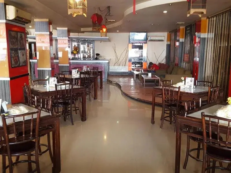 Urbanview Hotel Sayang Makassar by RedDoorz