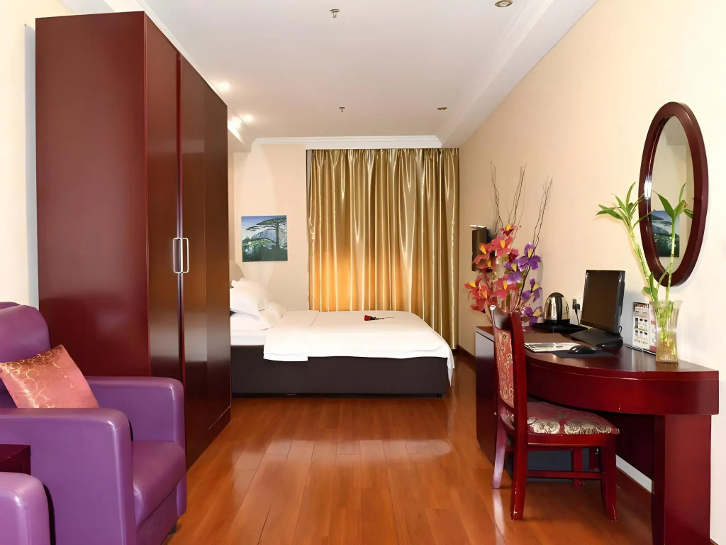 GreenTree Inn Suzhou Zhangjiagang Daxin Town Pingbei Road Express Hotel