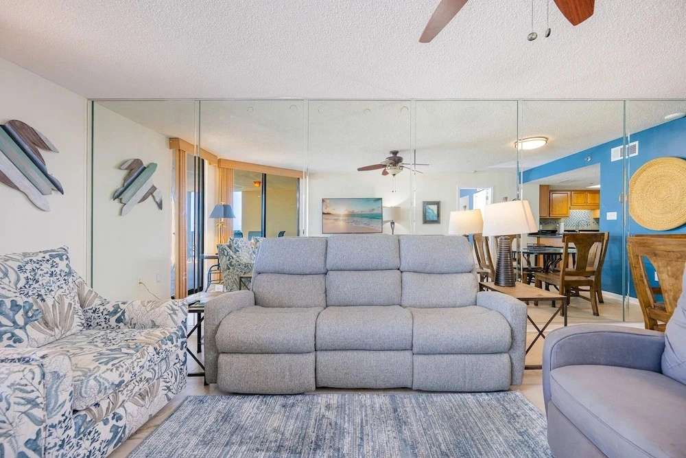 Phoenix V 209 2 Bedroom Condo