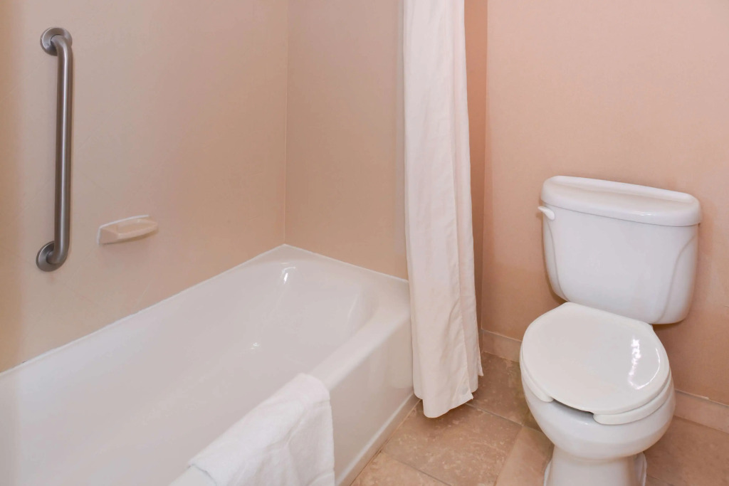 Hampton Inn by Hilton Litchfield
