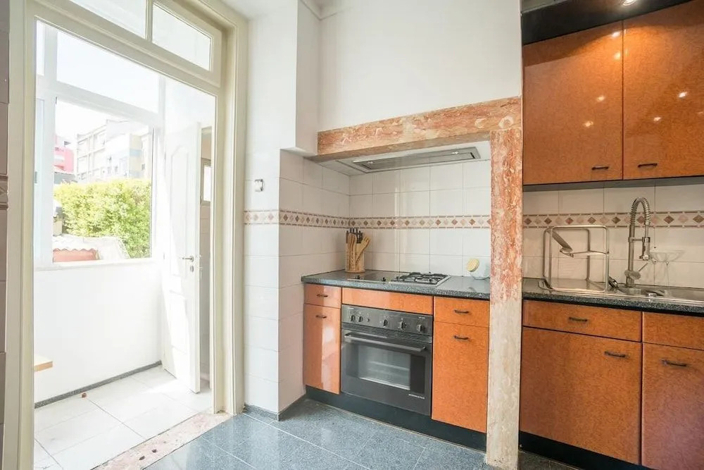 Campo Pequeno 3 Bedroom Apartment
