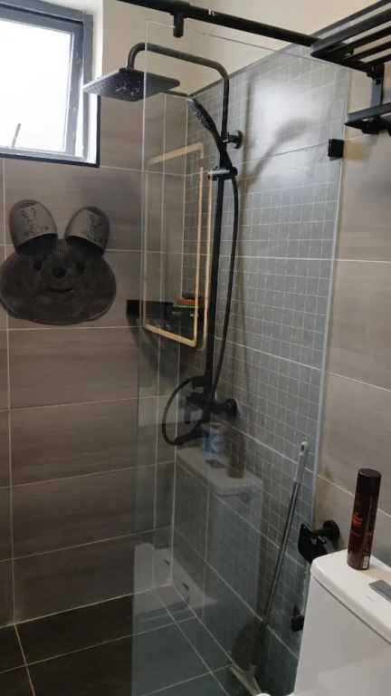 Nairobi Airbnb - Fast Wifi, Swimming Pool, gym